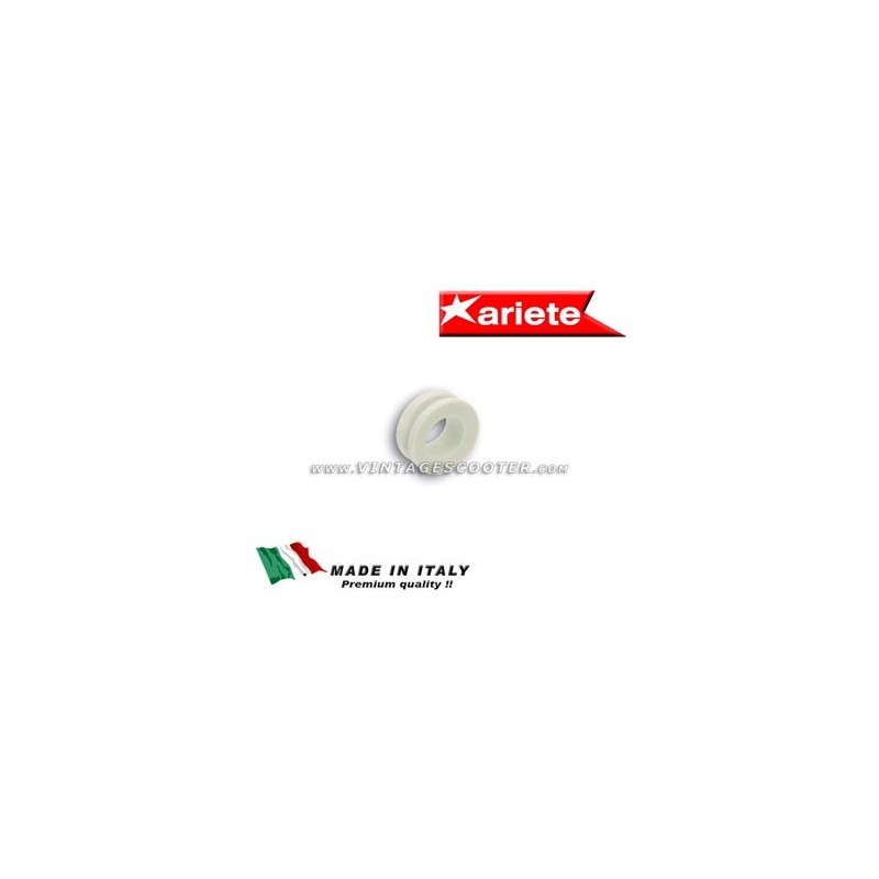 Passe fil caoutchouc gris D,8mm